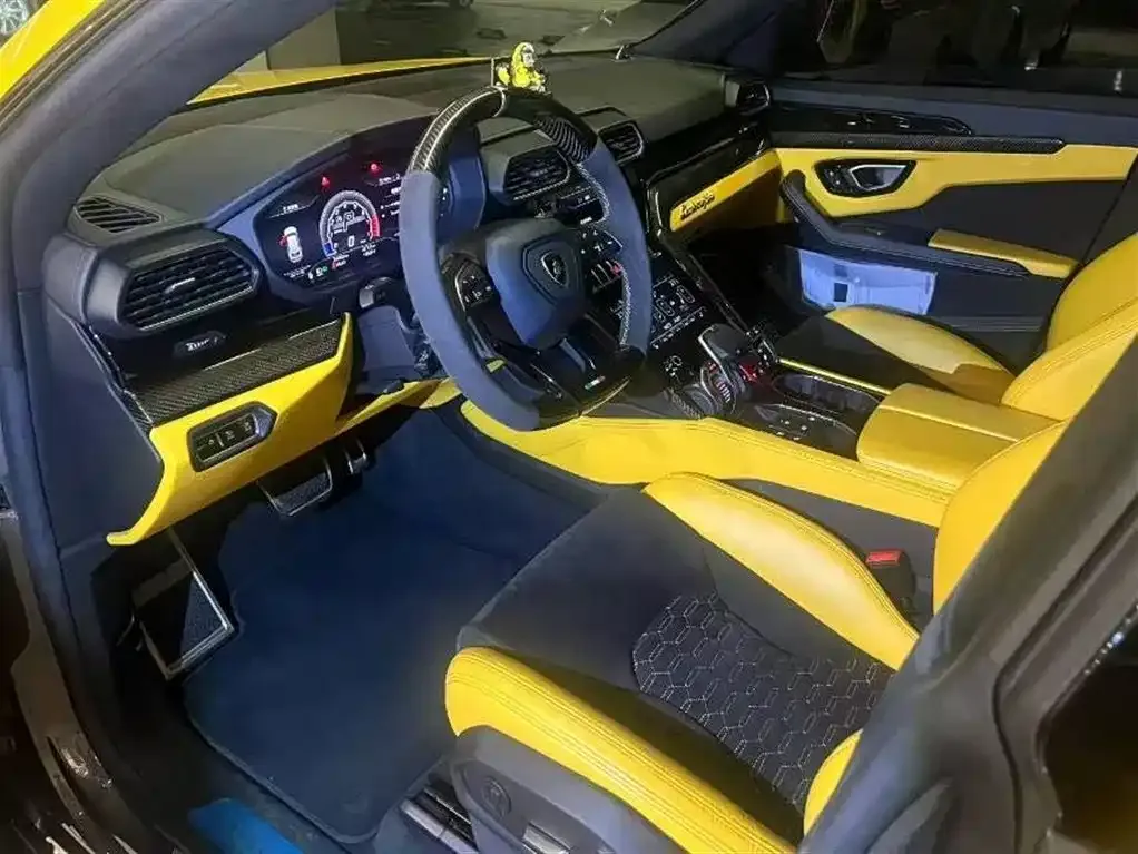 Lamborghini Urus — фото 2