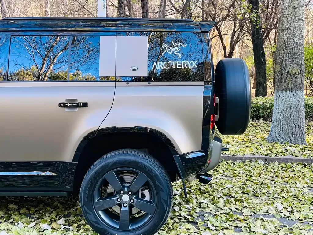 Land Rover Defender — фото 3