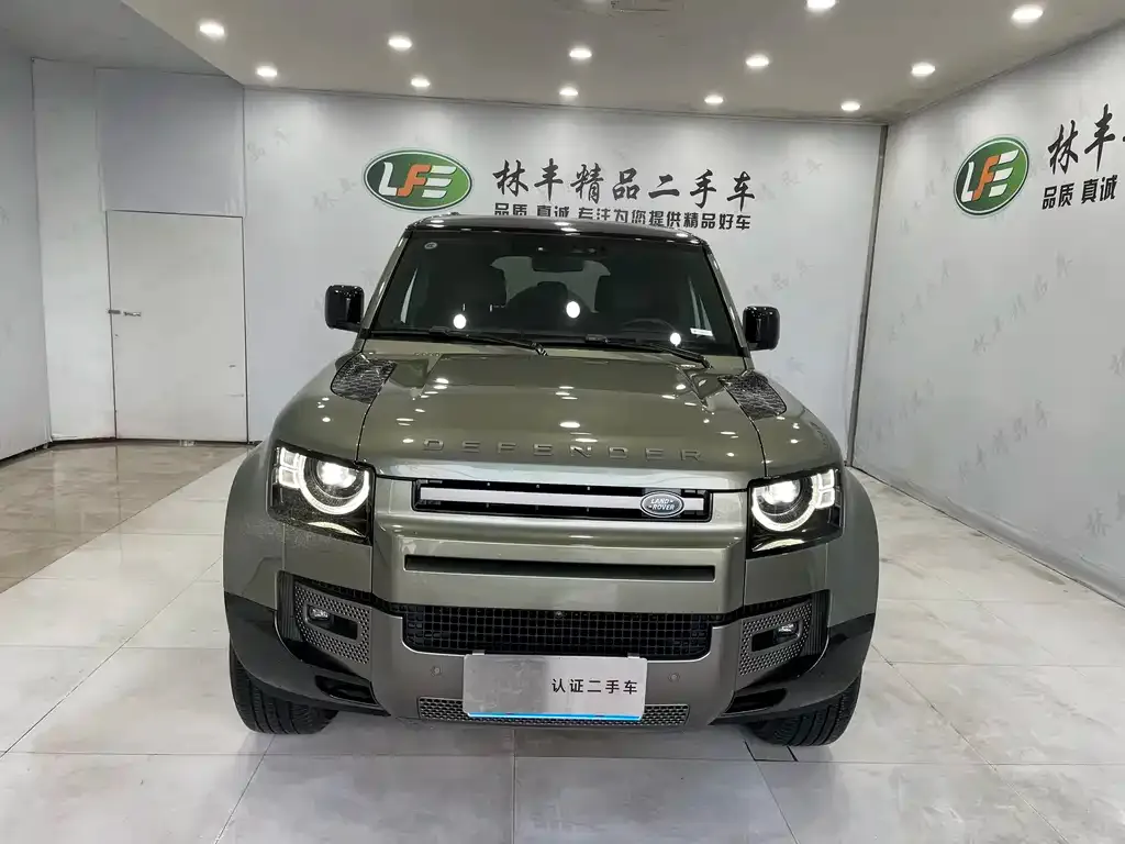 Land Rover Defender — фото 2