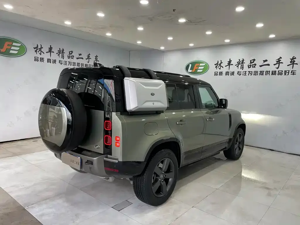 Land Rover Defender — фото 5