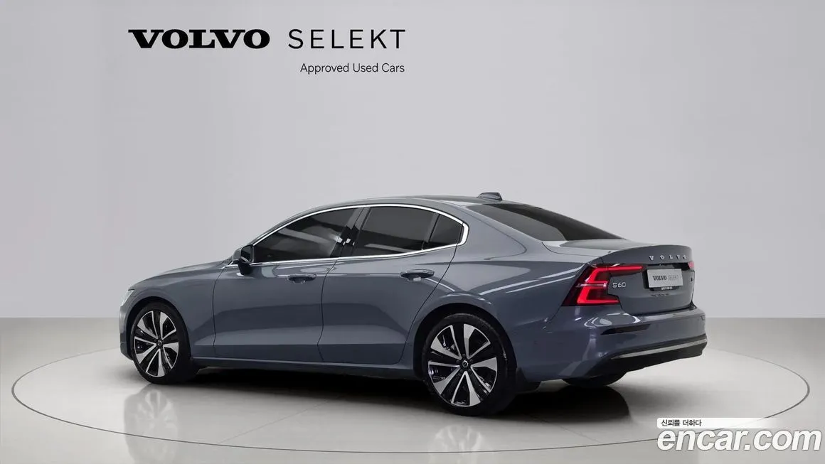 Volvo S60 — фото 2