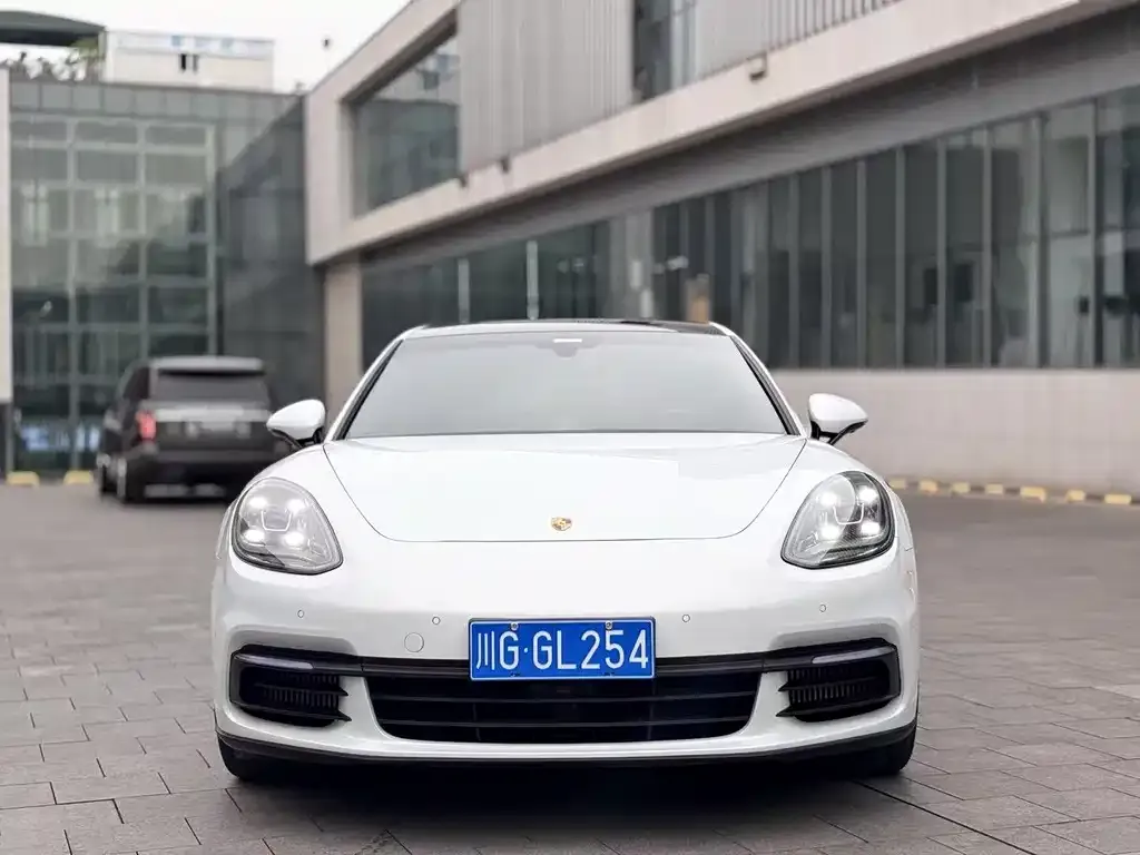 Porsche Panamera — фото 2