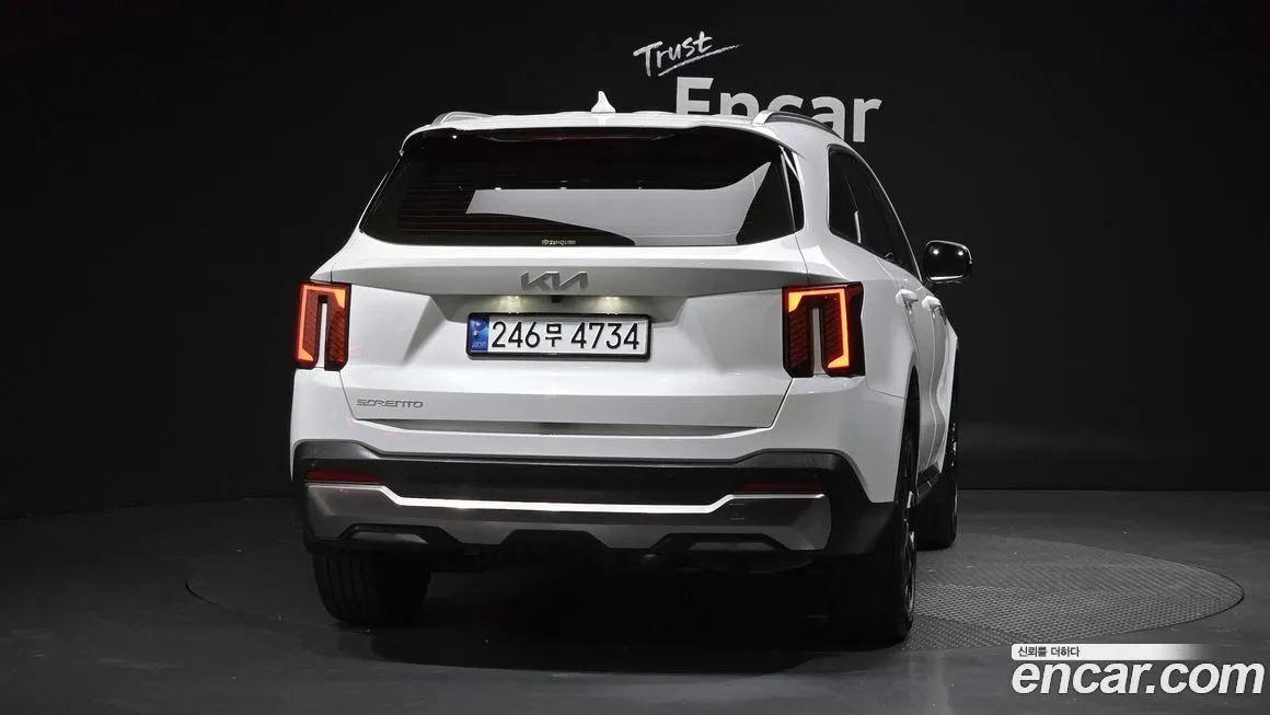Kia Sorento — фото 4