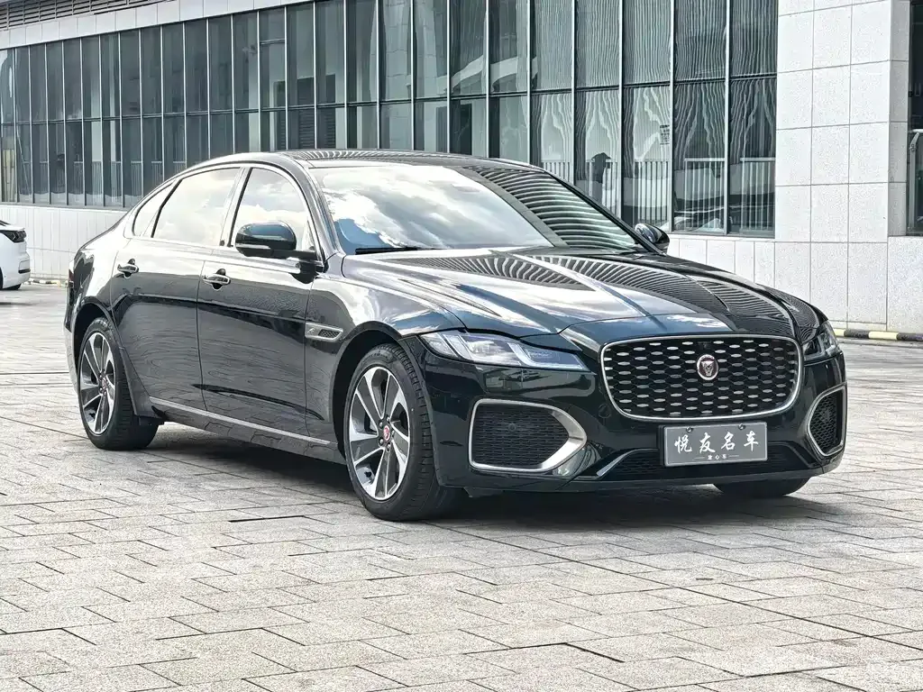 Jaguar XFL — фото 3