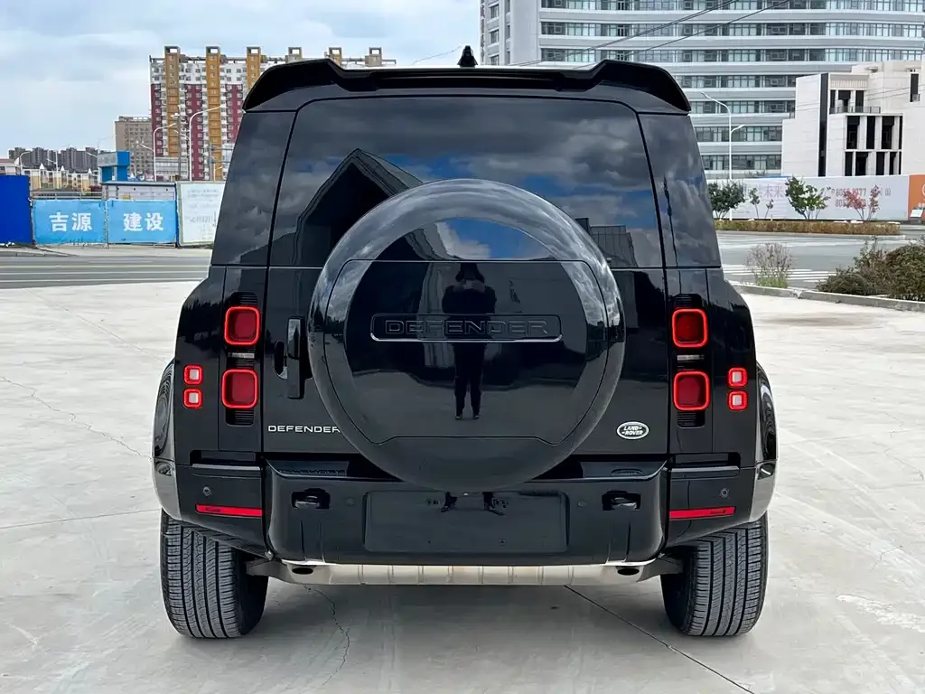 Land Rover Defender — фото 5