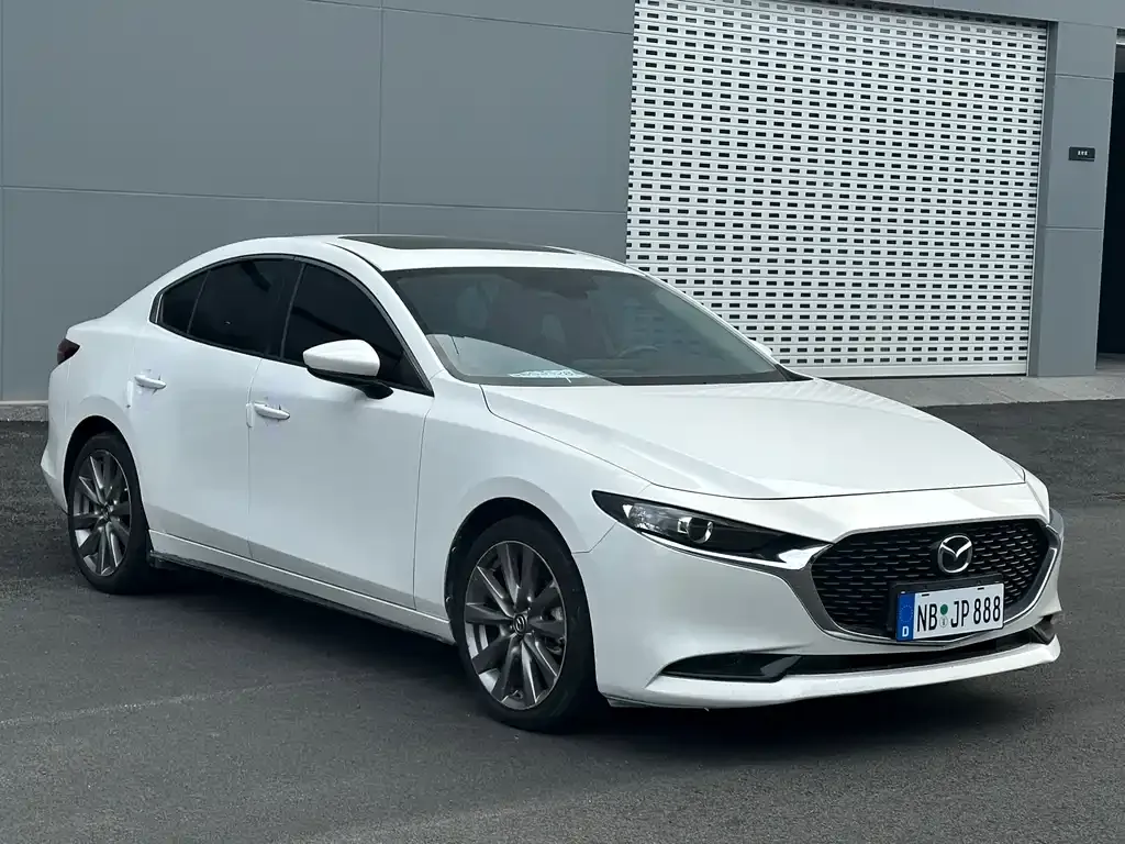 Mazda 3 Axela — фото 3