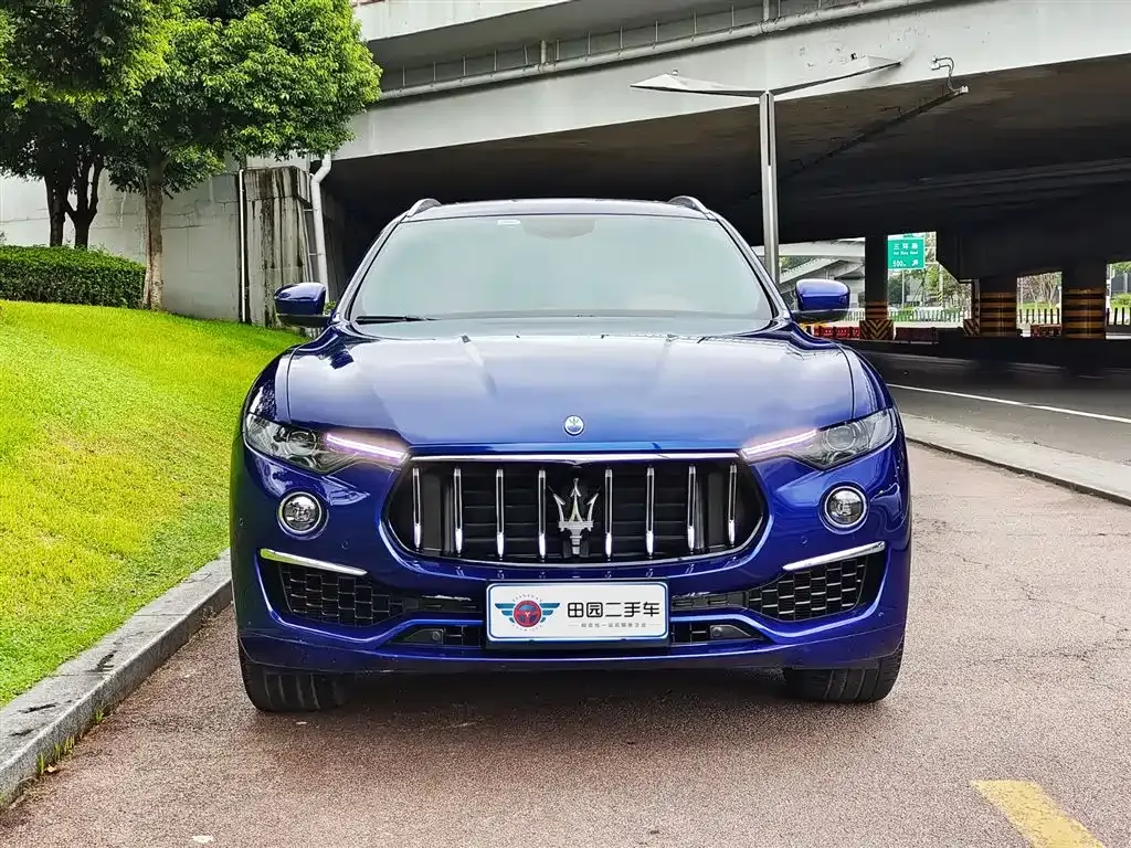 Maserati Levante — фото 2