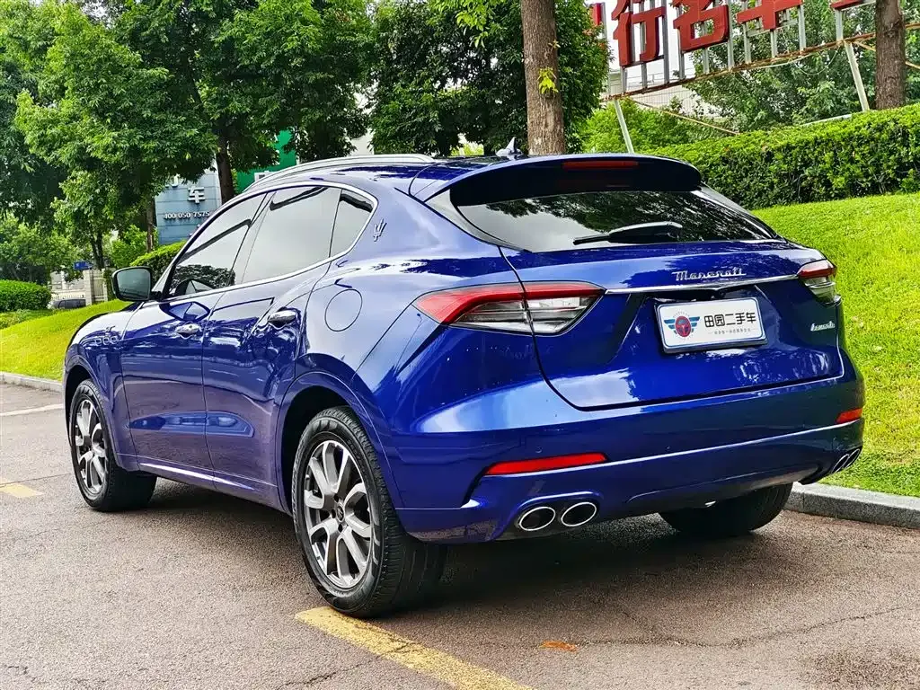 Maserati Levante — фото 4