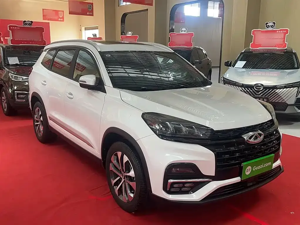 Chery Tiggo 8 — фото 5