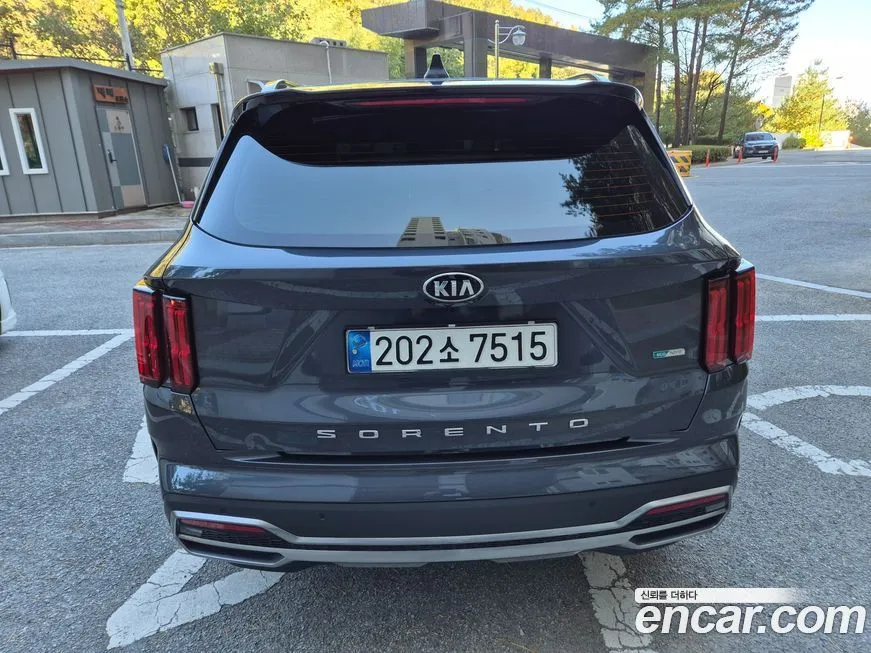 Kia Sorento — фото 4
