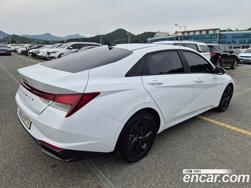 Hyundai AVANTE — фото 6