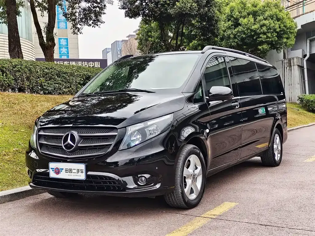 Mercedes-Benz Vito — фото 1
