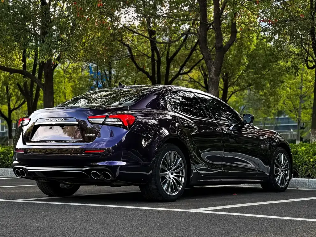 Maserati Ghibli — фото 9