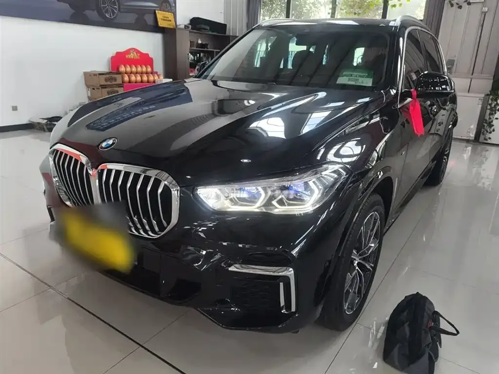 BMW X5 — фото 1