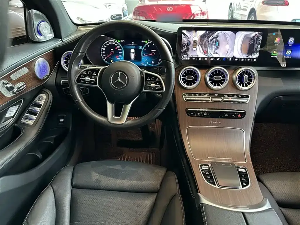 Mercedes-Benz GLC — фото 3