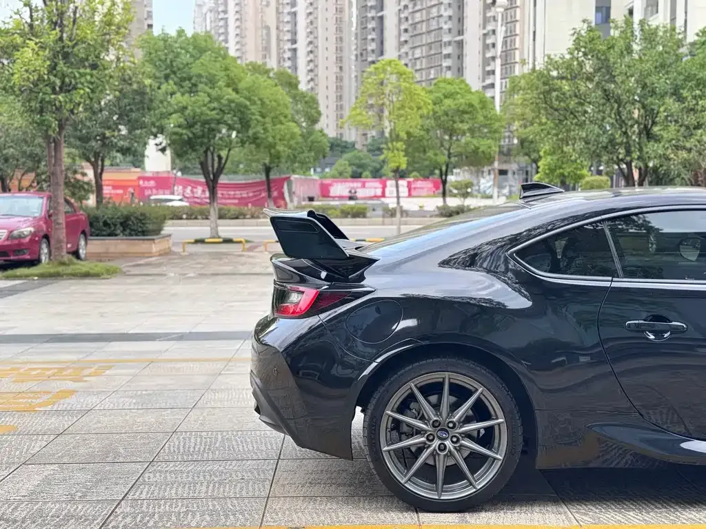Subaru BRZ — фото 8