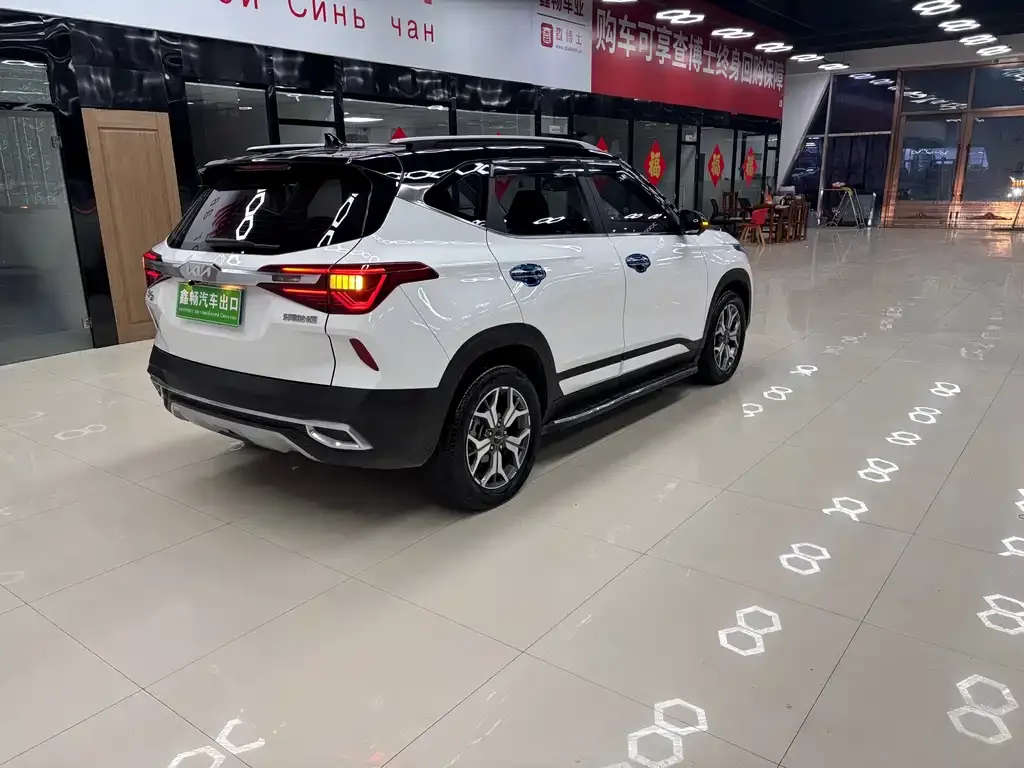 Kia KX3 — фото 5