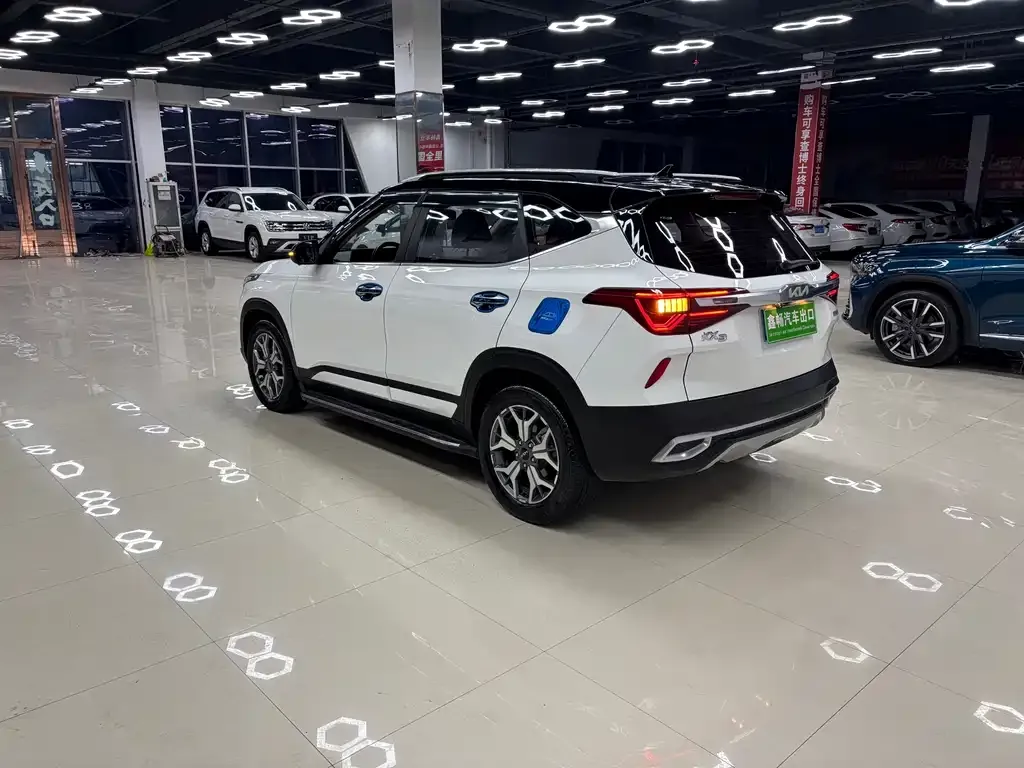Kia KX3 — фото 7
