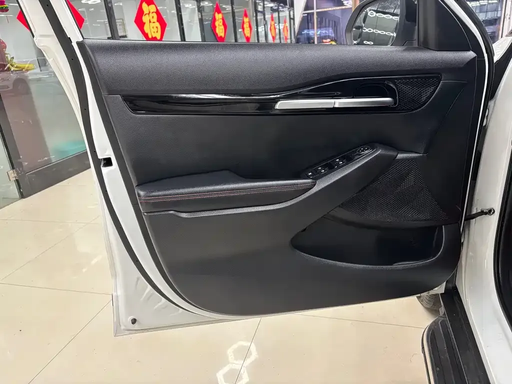 Kia KX3 — фото 8