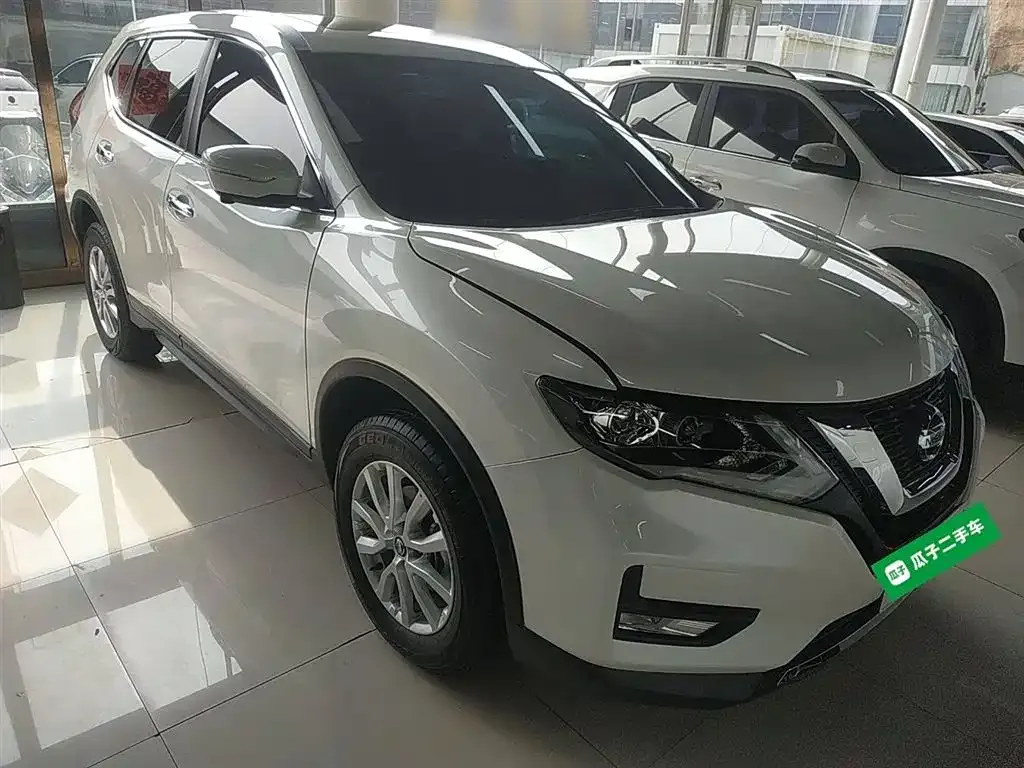 Nissan X-Trail — фото 4