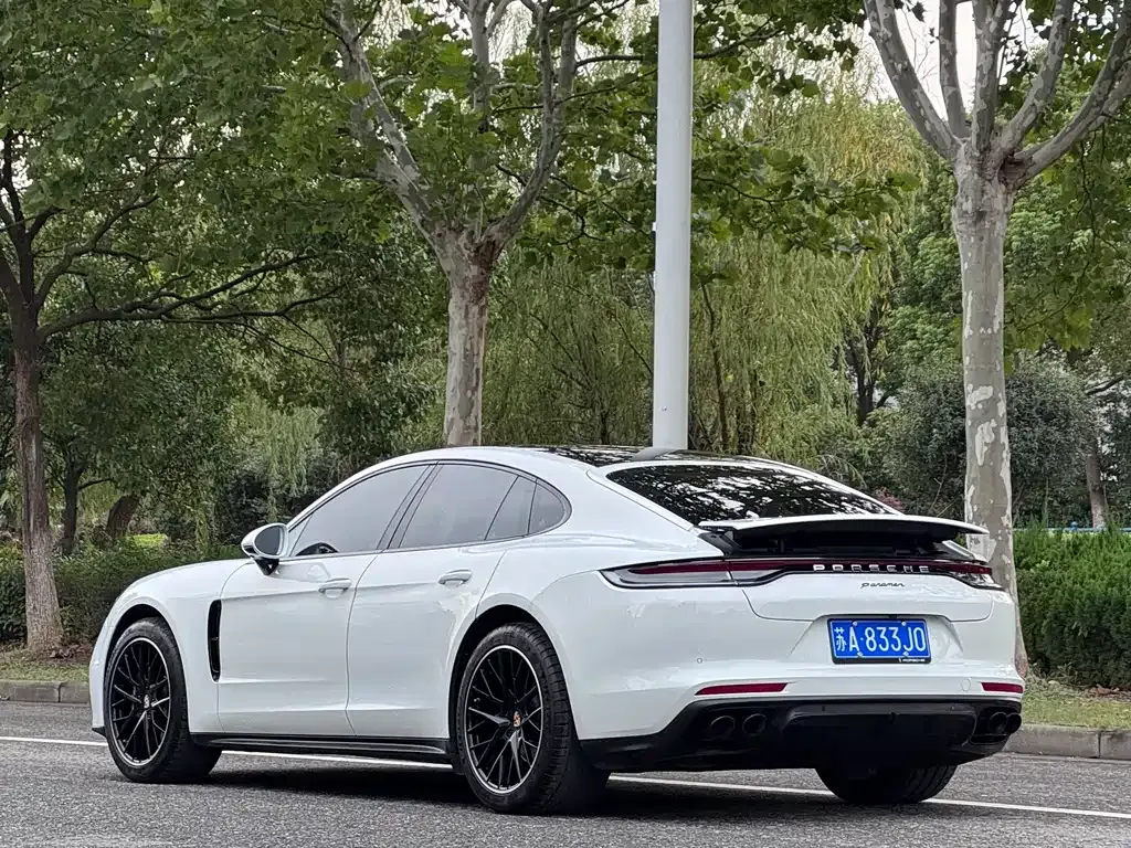 Porsche Panamera — фото 4