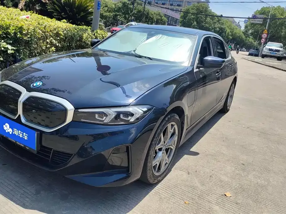 BMW i3 — фото 1