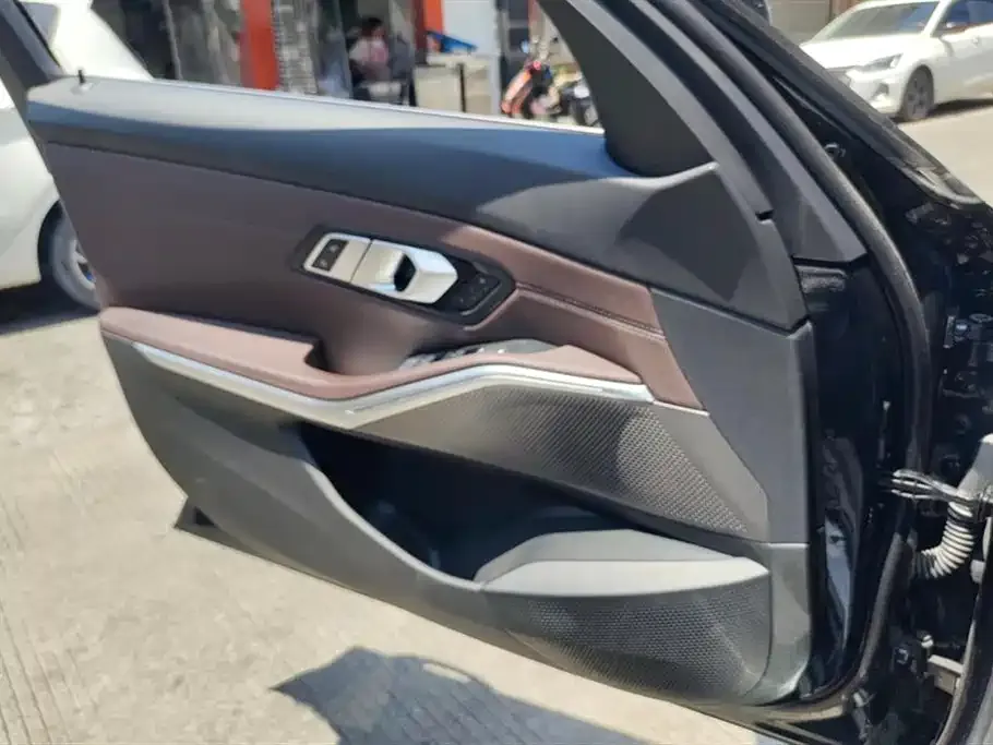 BMW i3 — фото 7