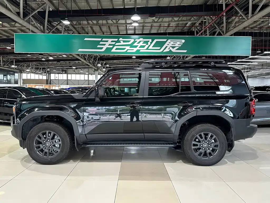 Toyota Prado — фото 3