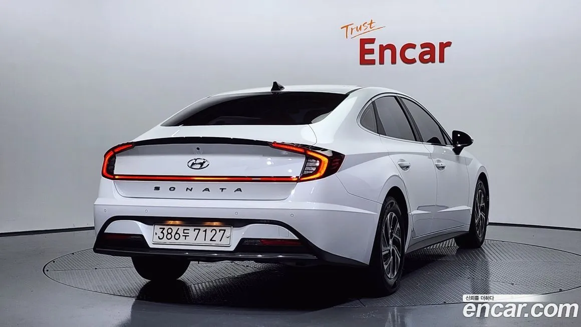 Hyundai Sonata — фото 2