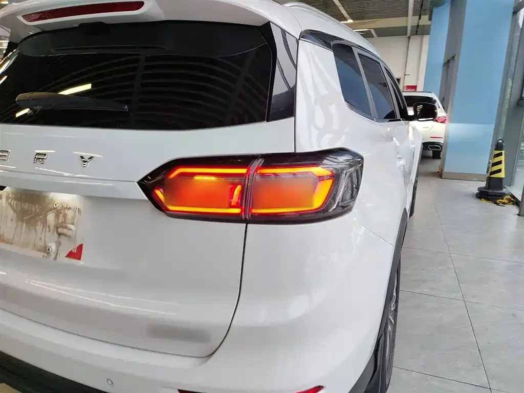 Chery Tiggo 8 PLUS — фото 8