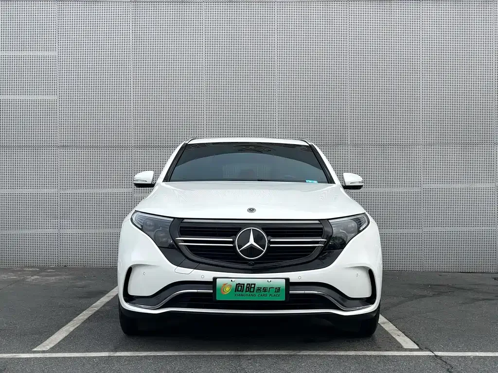 Mercedes-Benz EQC — фото 2