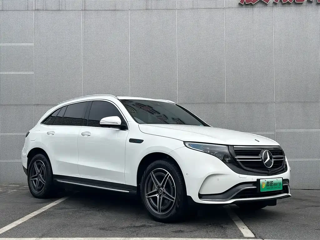 Mercedes-Benz EQC — фото 3