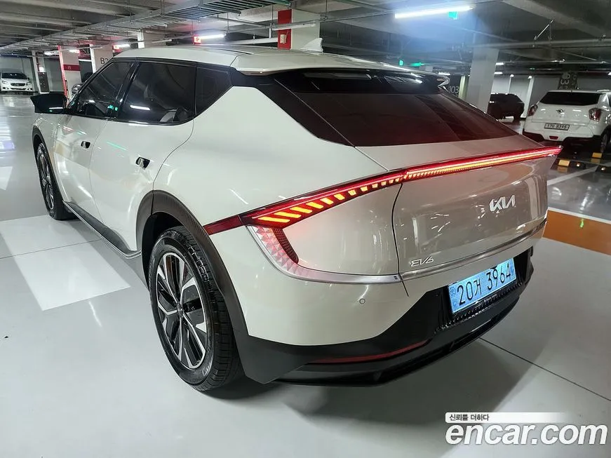 Kia EV6 — фото 5
