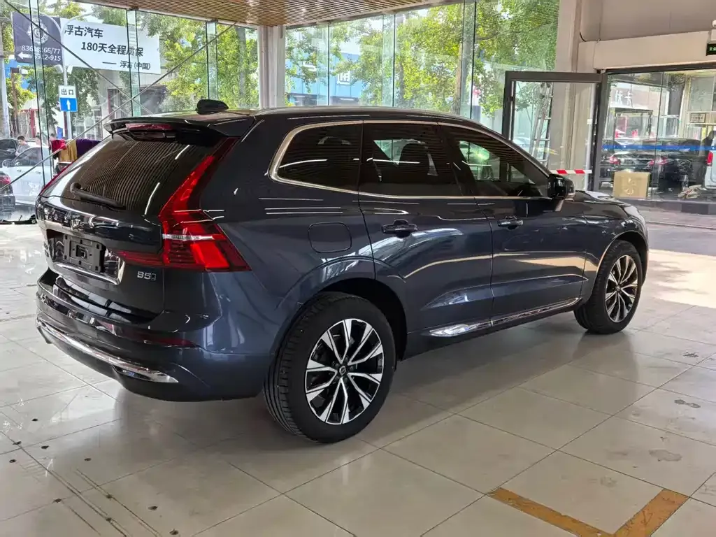 Volvo XC60 — фото 4