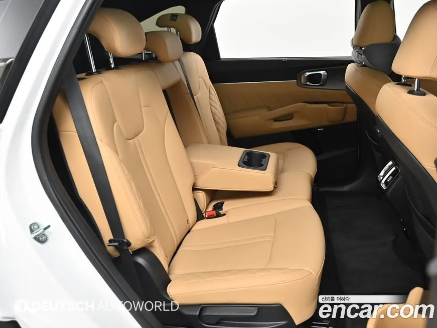 Kia Sorento — фото 7