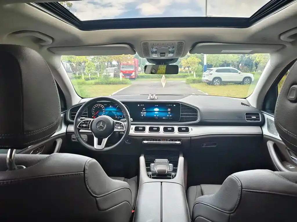 Mercedes-Benz GLE — фото 4