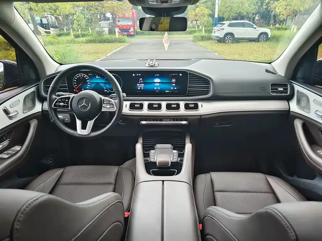 Mercedes-Benz GLE — фото 5
