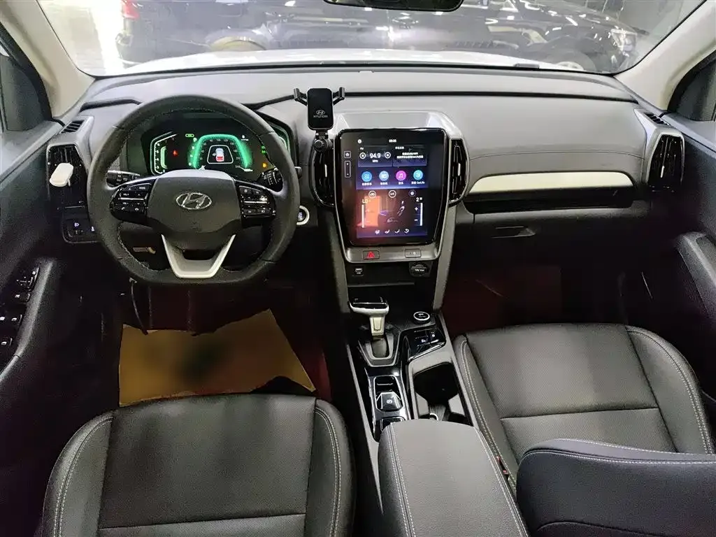 Hyundai ix35 — фото 10