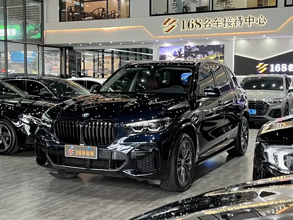 BMW X5 — фото 1