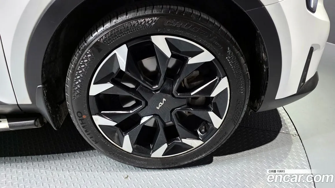 Kia Sorento — фото 5