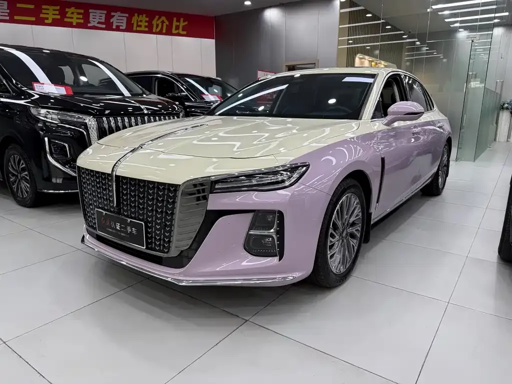 Hongqi H5 — фото 1