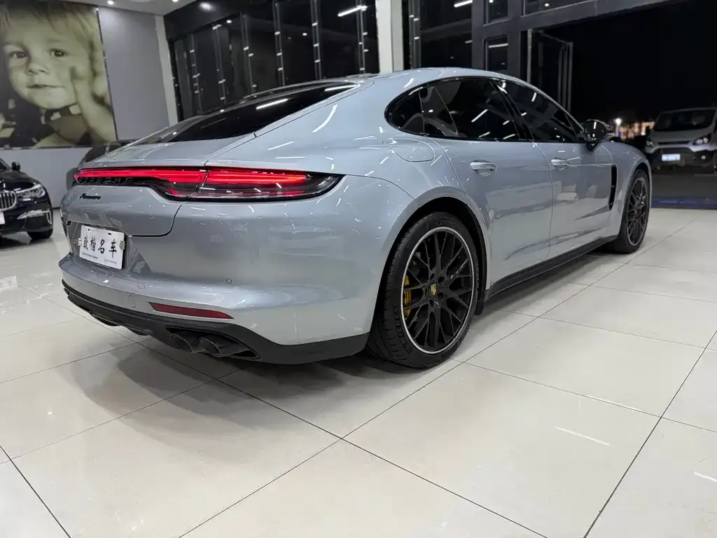 Porsche Panamera — фото 7
