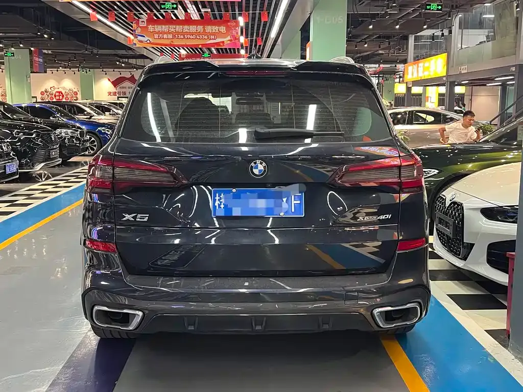 BMW X5 (Import) — фото 2