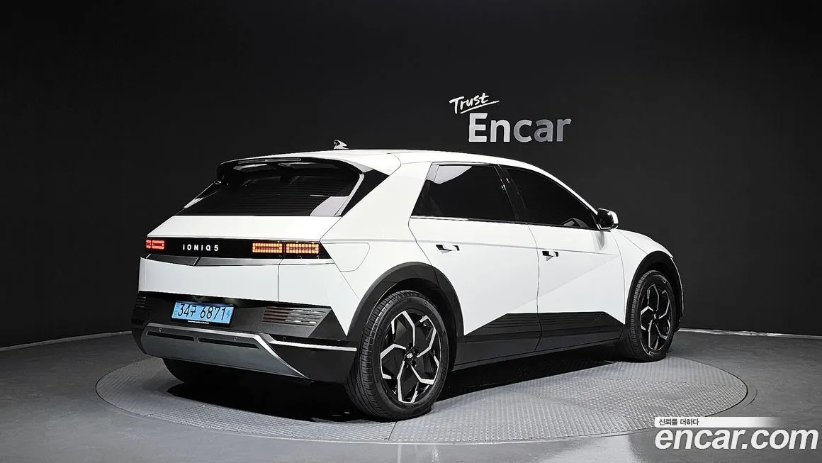Hyundai Ioniq5 — фото 2