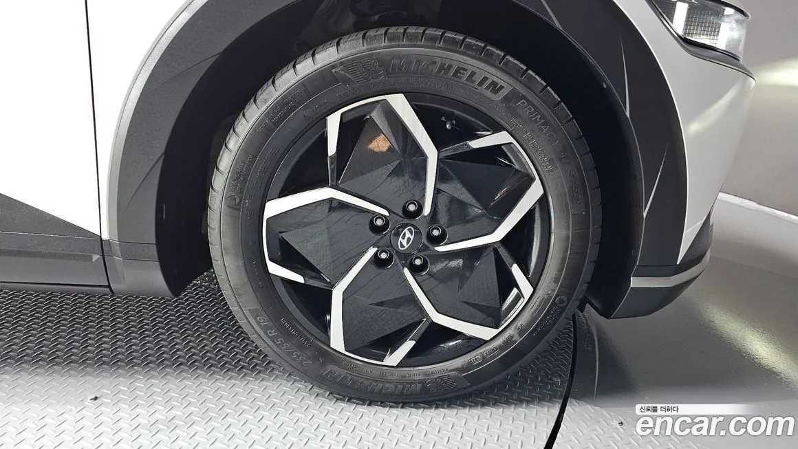 Hyundai Ioniq5 — фото 5