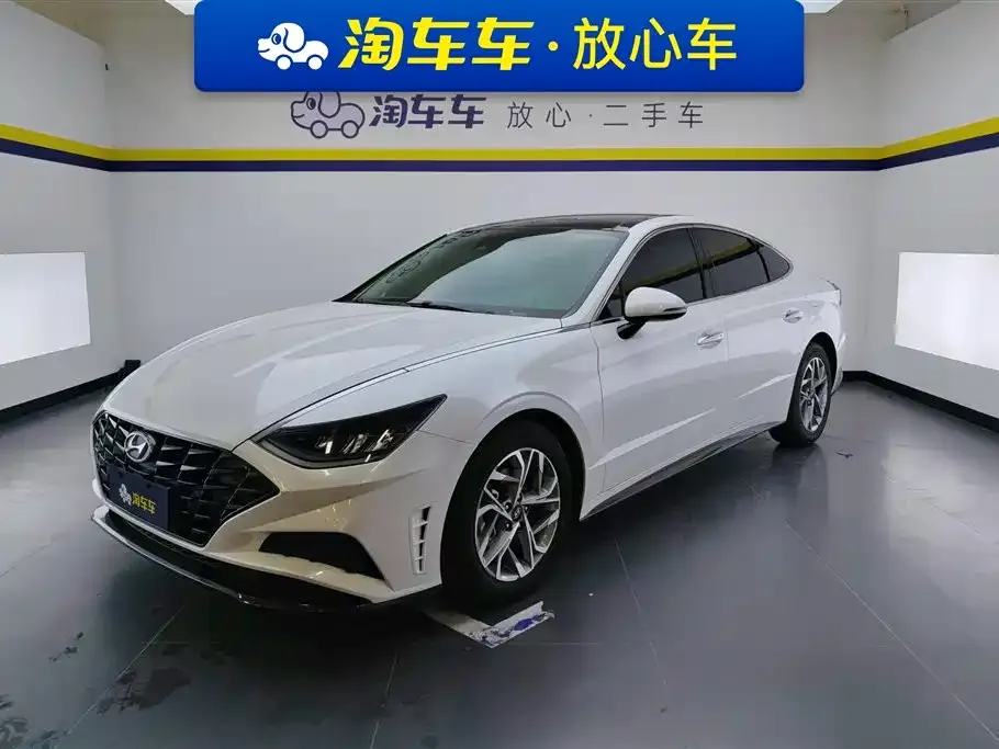 Hyundai Sonata — фото 1