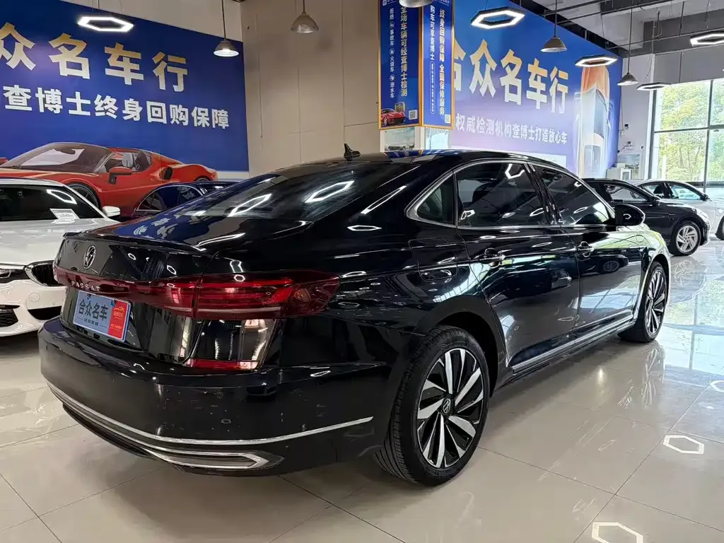 Volkswagen Passat — фото 9