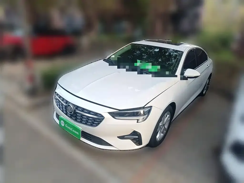 Buick Regal — фото 1