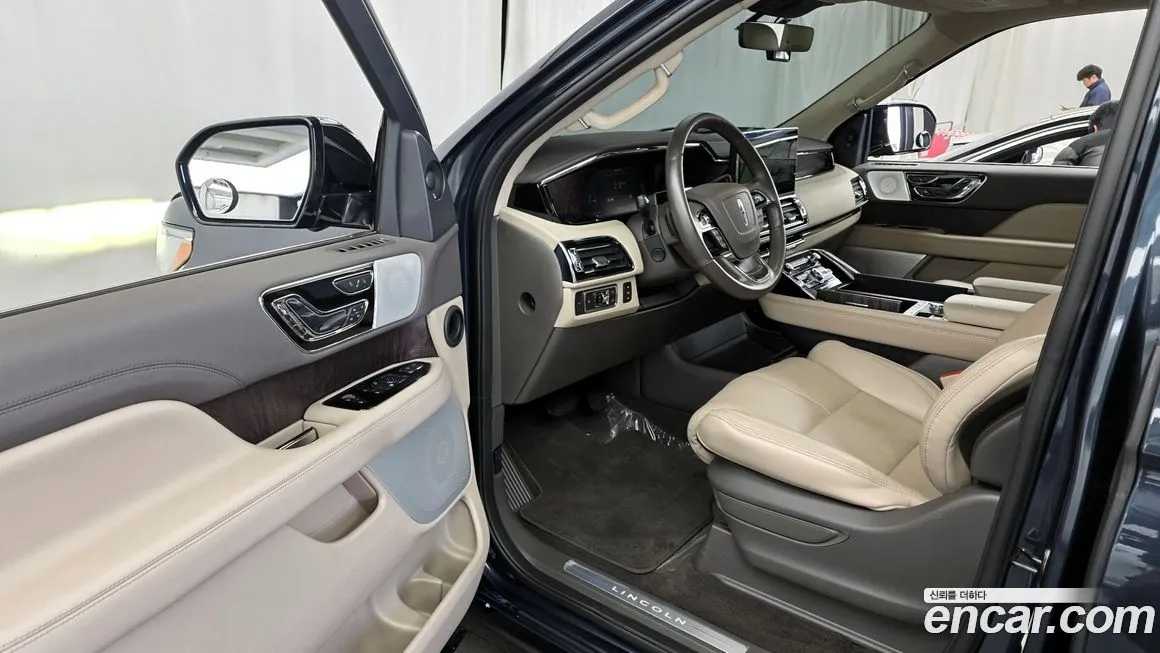 Lincoln Navigator — фото 10