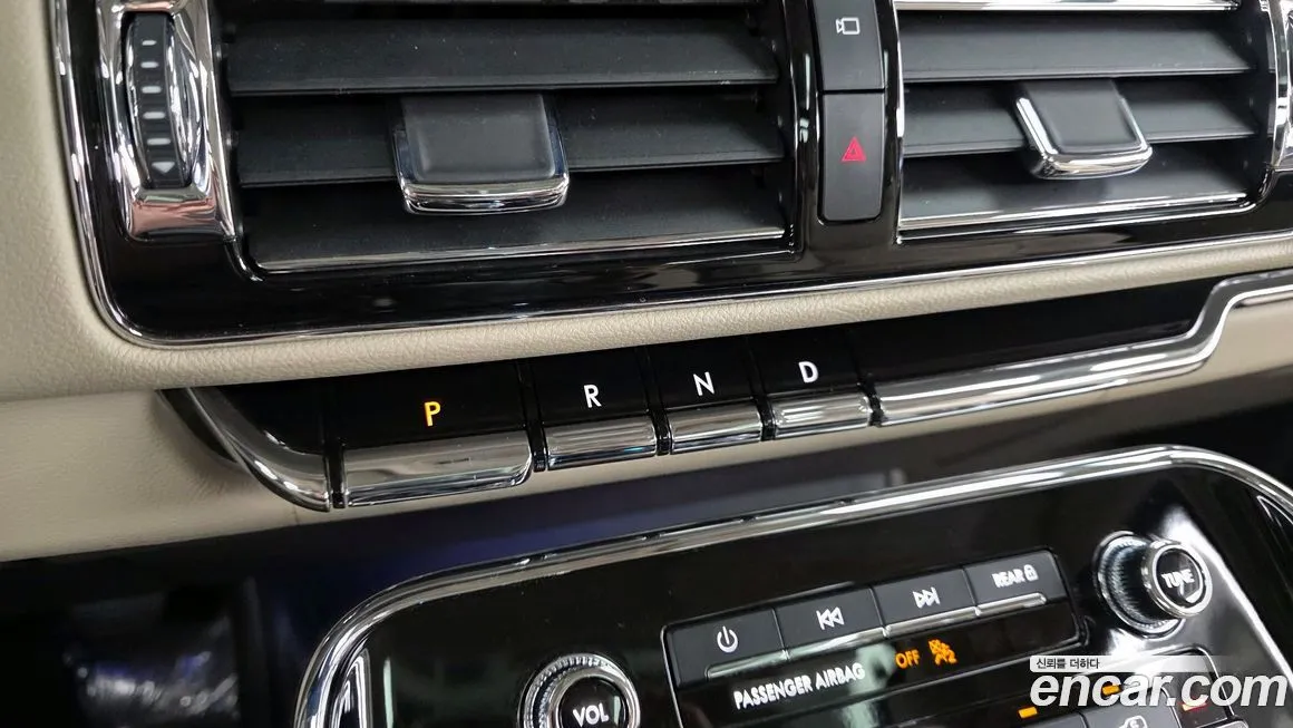 Lincoln Navigator — фото 9